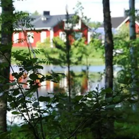 Holiday Maanselan Etappi / Peiponpesa Kynnäs